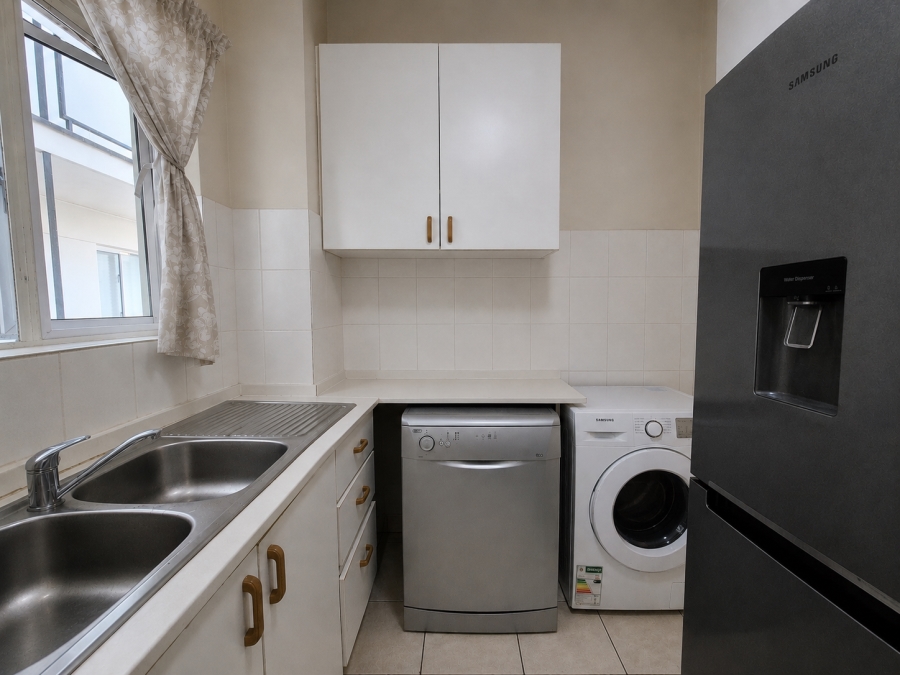 2 Bedroom Property for Sale in Wynberg Upper Western Cape